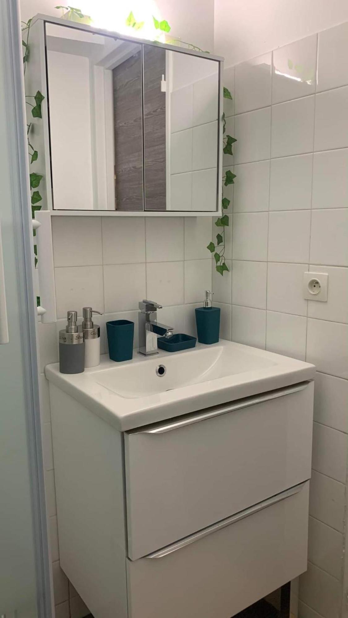 Studio 24M2 Intra-Muros Avignon Bagian luar foto