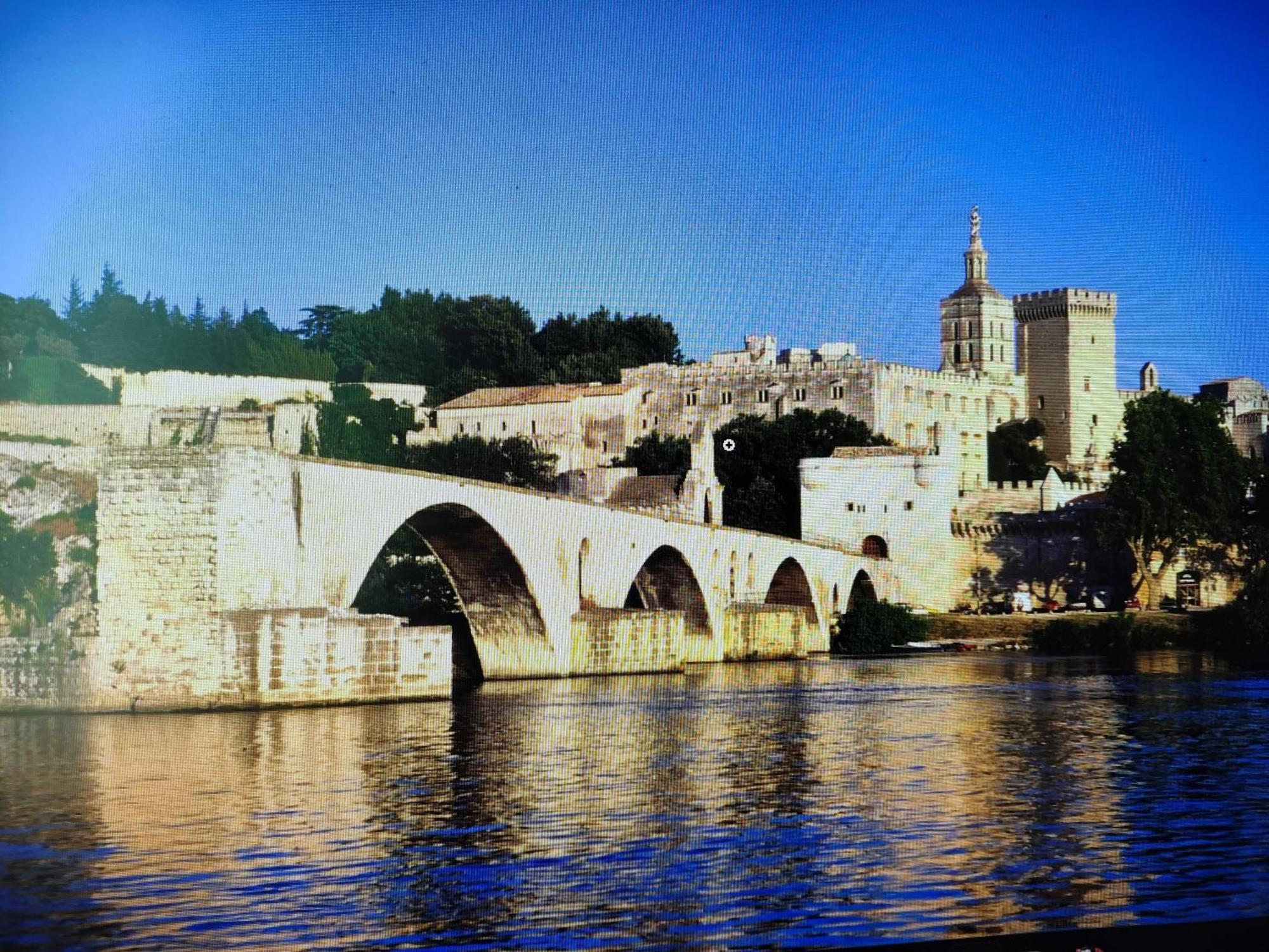 Studio 24M2 Intra-Muros Avignon Bagian luar foto
